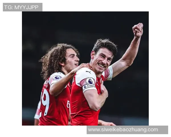 足球退役球星近况揭秘：从绿茵场到新人生的转型与挑战